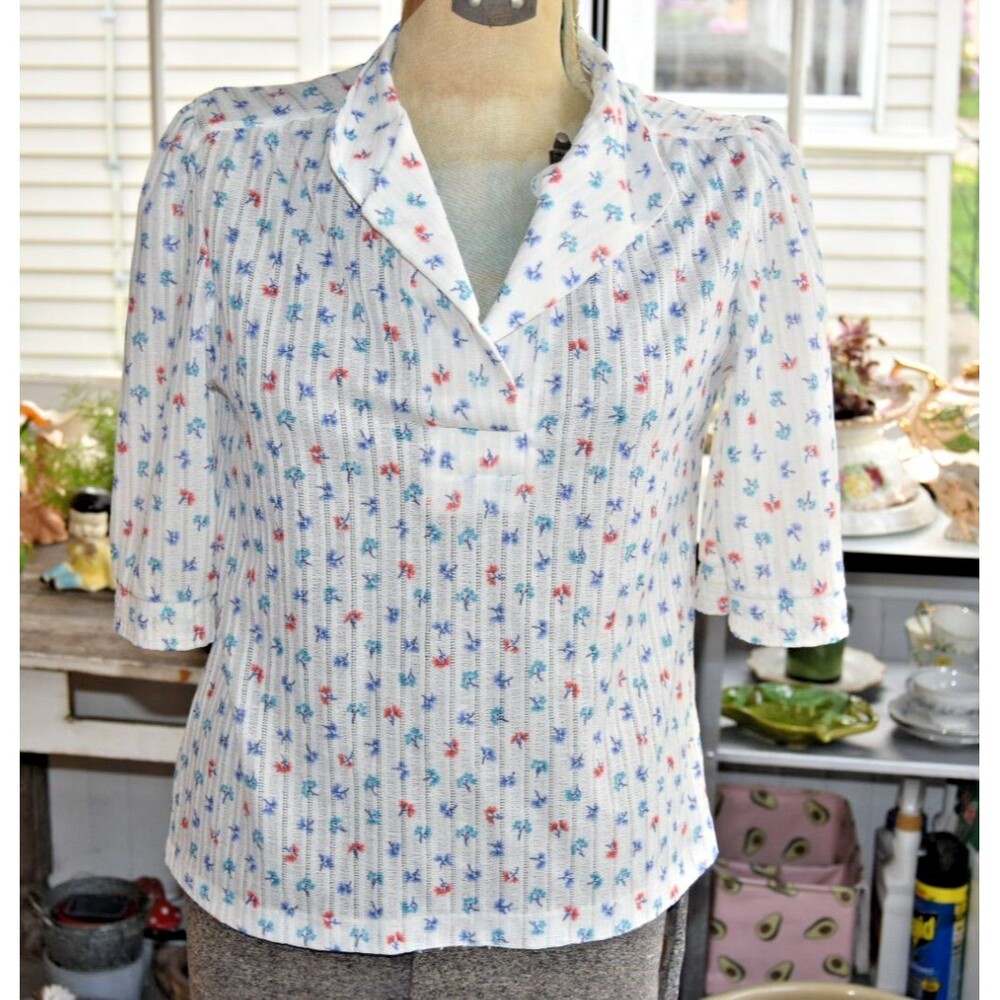 Vintage 70s Devon Floral Collared Shirt White Vented Lightweight Sz Medium